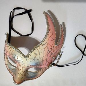 Masquerade mask